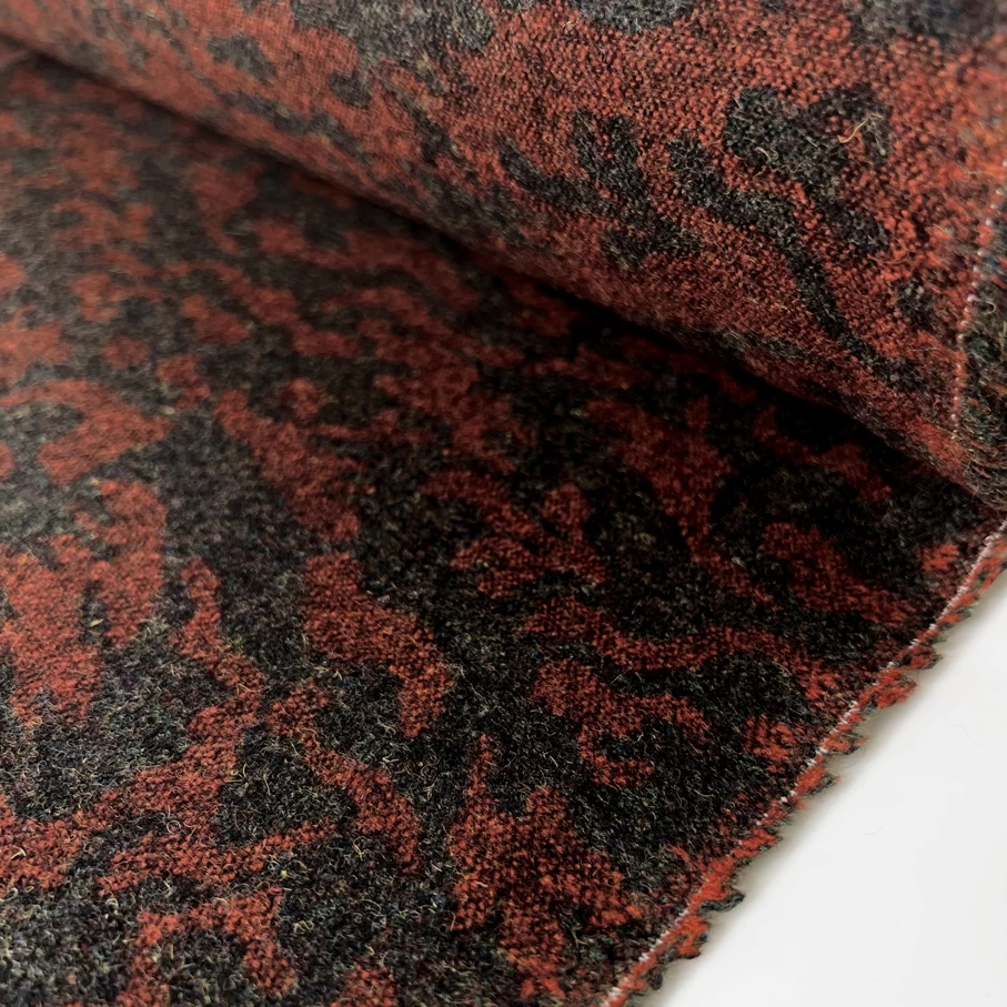 Hide Out - Orange 5 Hide Out - Orange - Image 3