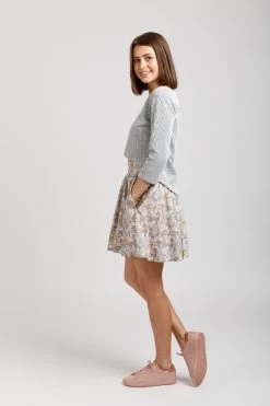 Megan Nielsen - Briar Sweater & T-Shirt Pattern (Sizes 0-20) -Croft Mill briar sweater and t shirt pattern by megan nielsen b1