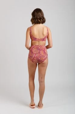 Megan Nielsen - Cottesloe Swimsuit & Bikini Pattern (Sizes 0-20) -Croft Mill cottesloe swimsuit pattern megan nielsen 3