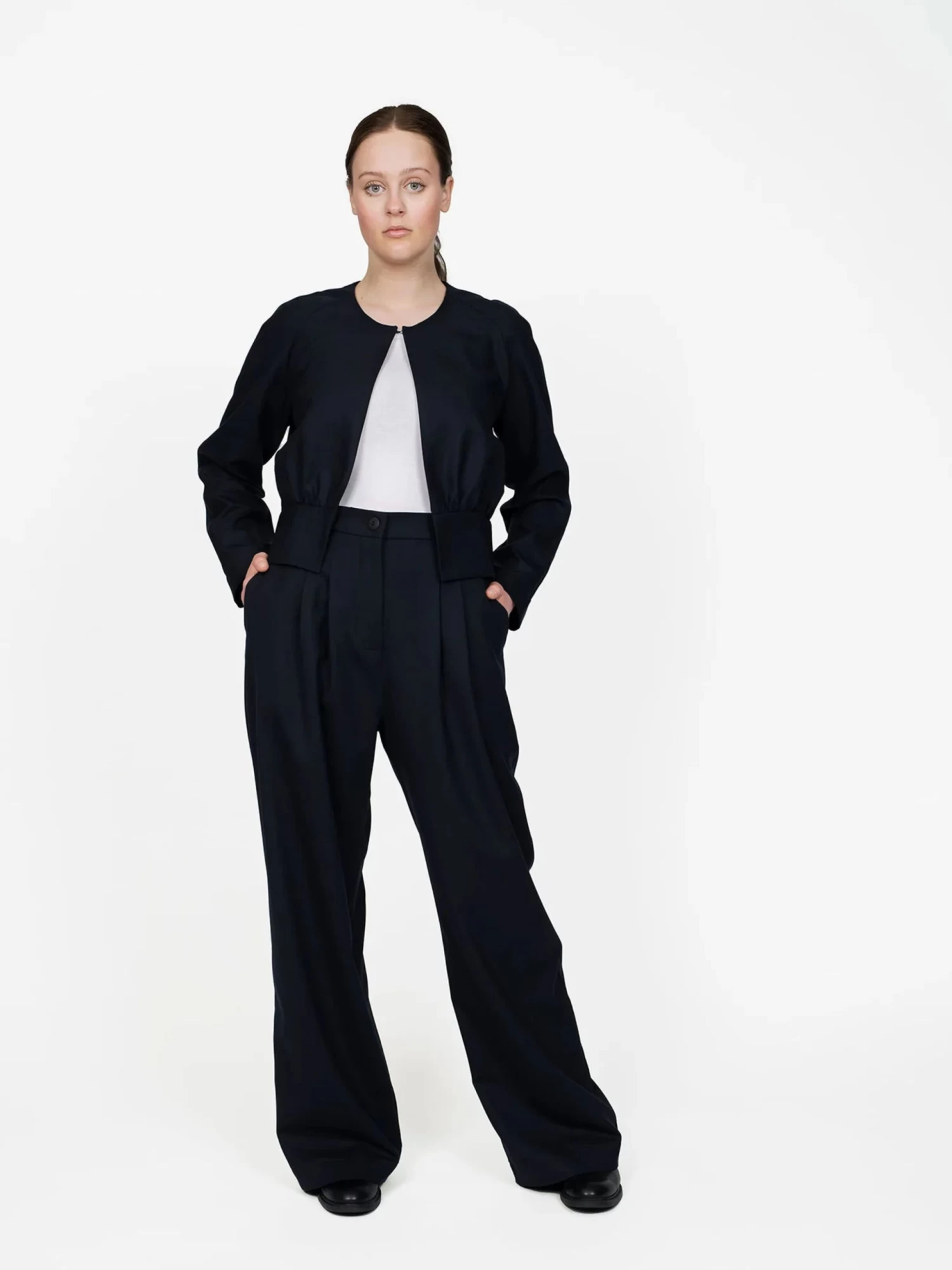 The Assembly Line - Cropped Jacket Pattern (XS-3XL) 11 The Assembly Line - Cropped Jacket Pattern (XS-3XL) - Image 9