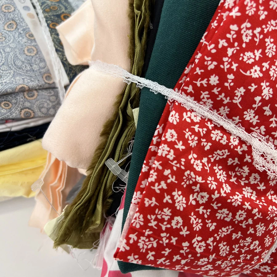 Fabric Surprise - Medium 5 Fabric Surprise - Medium - Image 3