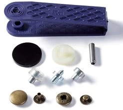 Prym - Anorak Press Fasteners - Brass (15mm) 6 Prym - Anorak Press Fasteners - Brass (15mm) -Croft Mill prym anorak press fasteners pack 0f 10 brass all