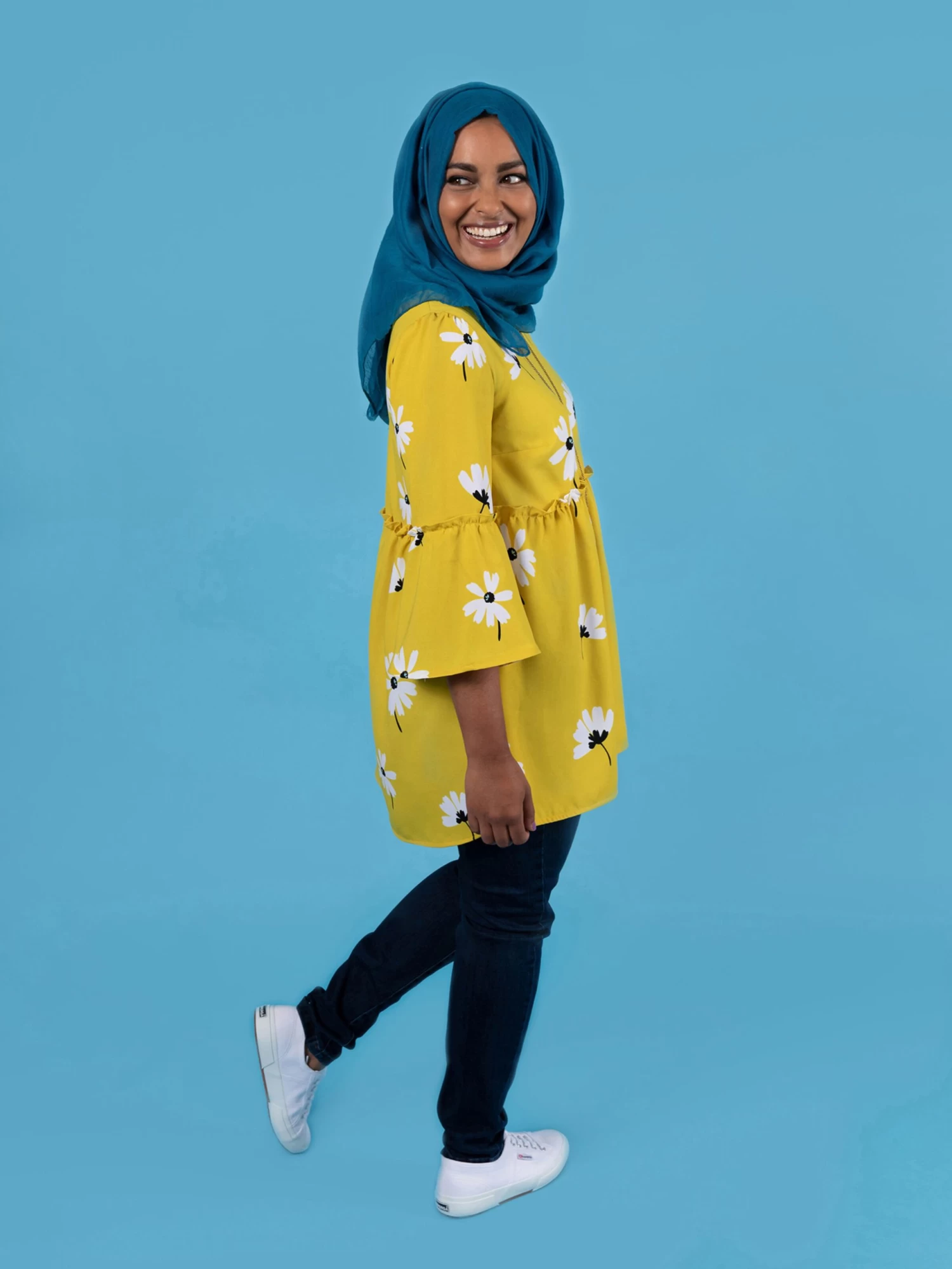 Tilly And The Buttons - Indigo Top & Dress Pattern (UK 6-24) 10 Tilly And The Buttons - Indigo Top & Dress Pattern (UK 6-24) - Image 8