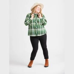 Cashmerette - Vernon Shirt Sewing Pattern (Sizes 12-32) 17 Cashmerette - Vernon Shirt Sewing Pattern (Sizes 12-32) -Croft Mill vernon shirt 12 32 size pattern by cashmerette pp2105 5