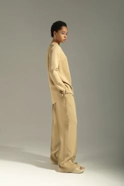 Vikisews - Demi Blouse Sewing Pattern (UK 6-24) -Croft Mill vikisews demi blouse sewing pattern 3