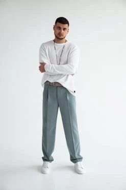 Vikisews - Men’s Oliver Trousers Pattern (UK 28-44) -Croft Mill vikisews men s oliver trousers pattern 3